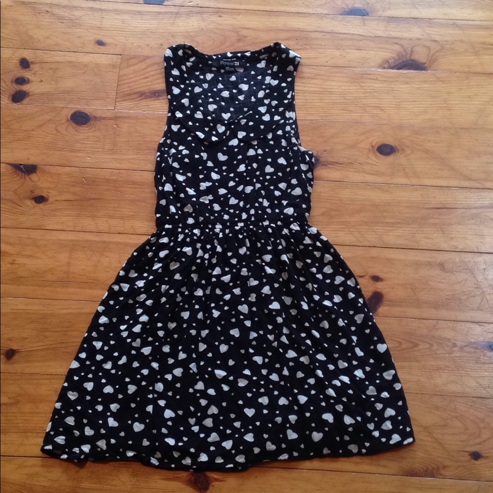 Super cute black and white heart dress